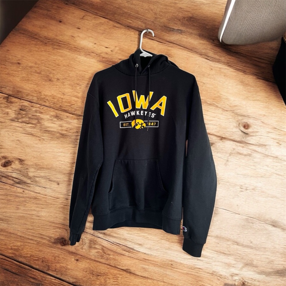 Champion Black Iowa Hawkeyes Hoodie